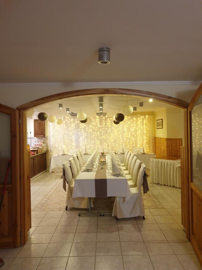 Harmónia Apartman Hajdúszoboszló Exterior foto